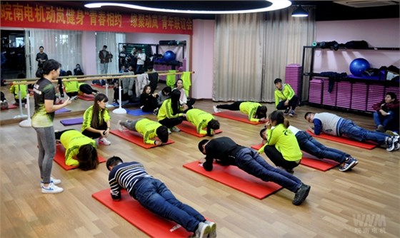 皖南電機(jī)和動嵐員工游戲互動 皖南電機(jī)和動嵐員工游戲互動