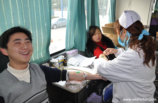 皖南電機(jī)兩名無償獻(xiàn)血志愿者獲國家表彰 皖南電機(jī)兩名無償獻(xiàn)血志愿者獲國家表彰